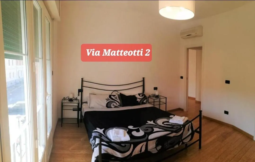 Via Matteotti & Via Carracci Apartments Μπολόνια