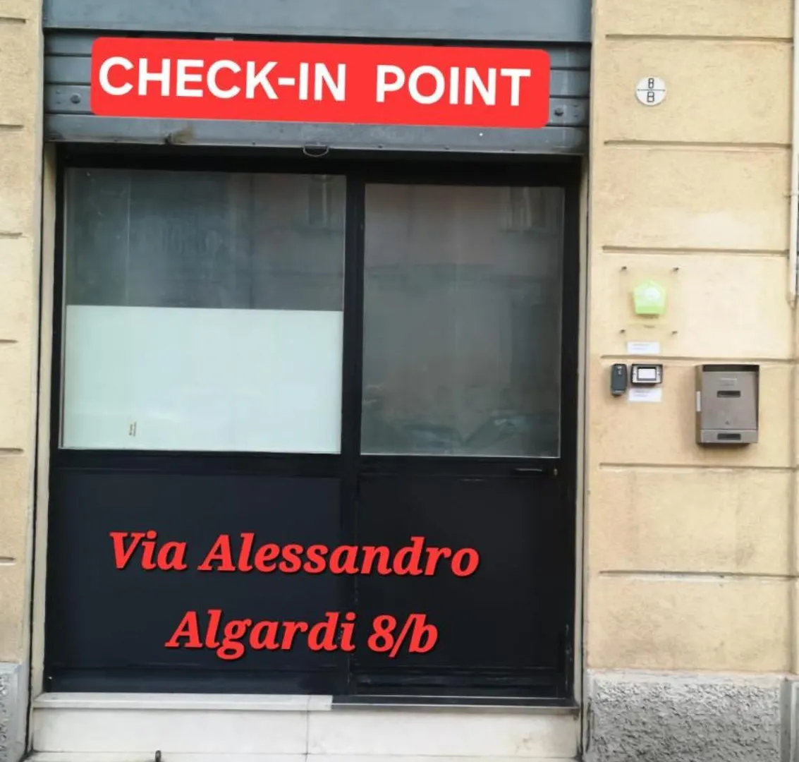 Via Matteotti & Via Carracci Apartments Μπολόνια