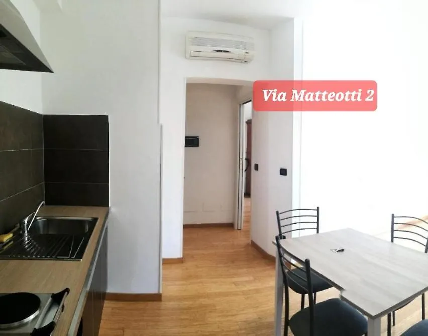 Via Matteotti & Via Carracci Apartments 博洛尼亚 意大利